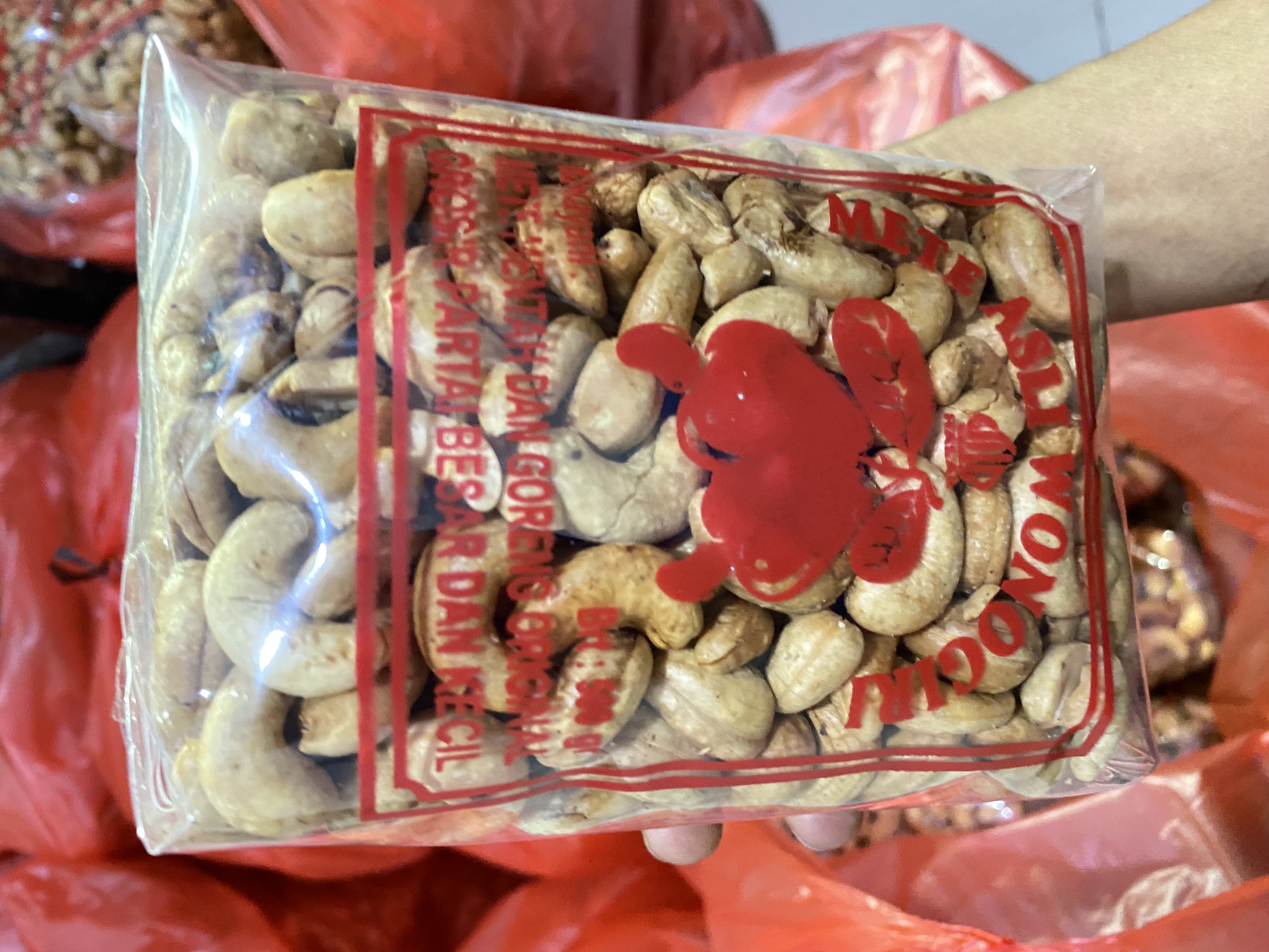 Kacang mete goreng 